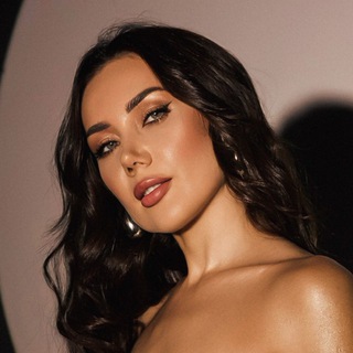 Логотип @guzelsafinaa - ГУЗЕЛЬ САФИНА | реализация | мышление