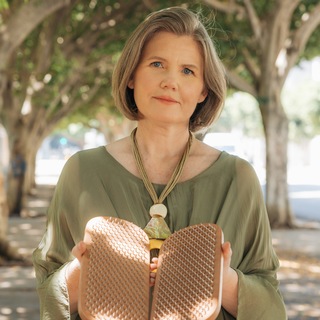 Логотип @gvozdestoyaniye - Гвоздестояние с Ольгой Коробейниковой