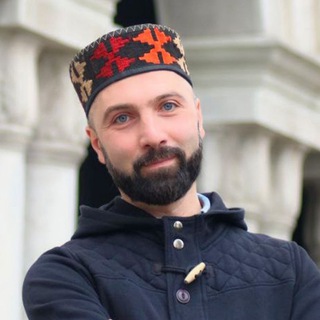 Логотип @gyumri_guide - Гид в Гюмри Ованес