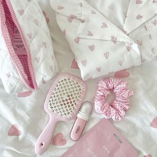 Логотип @hacieva77 - Интернет магазин нижнего белья🌸