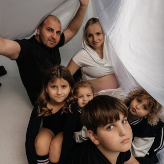 Логотип @halilovawithlove - @hali.lova & Co