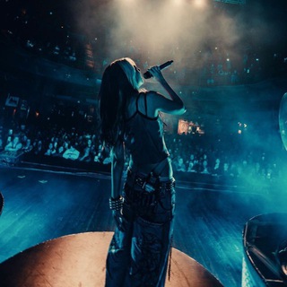 Логотип @hannahbahng_inform - Hannah Bahng / Bahng Entertainment 💙