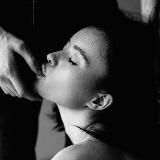 Логотип @happyhappyendings - СЧАСТЛИВЫЕ КОНЦЫ