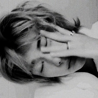 Логотип @hasjiskalap - moon’s room