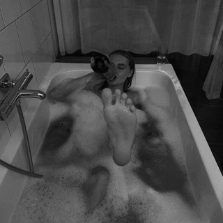 Логотип @haustova1 - 🖤𝔹𝕃𝔸ℂ𝕂 𝔽𝕆𝕏🦊🖤