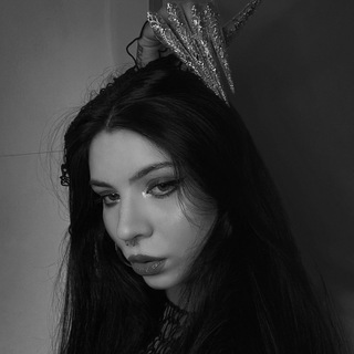 Логотип @heivva - ☽ заметки под луной.