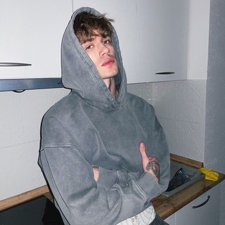 Логотип @hellakillax - хела кила