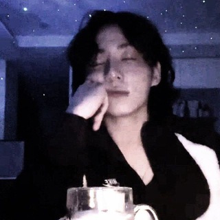 Логотип @helpfli - минхо краш