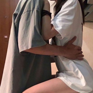 Логотип @helplowe - a fairy tale where you and I are together | хэлп от самой прекрасной Камки.