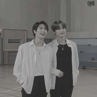 Логотип @henlix_arts - ❗ПЕРЕЕЗД❗• 𝐡𝐲𝐮𝐧𝐥𝐢𝐱 | • | 𝐦𝐢𝐧𝐬𝐮𝐧𝐠 •