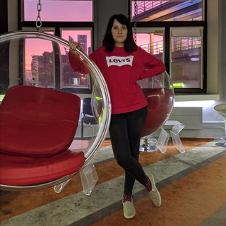 Логотип @heyandie13 - heyandie13