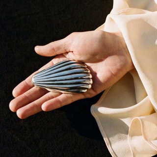 Логотип @heyanie - Ловись рыбка