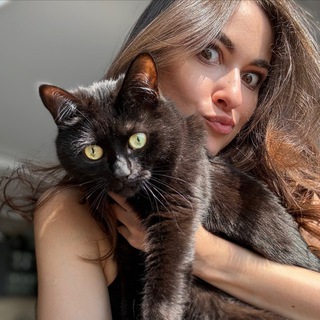 Логотип @heyirair - ир, а ир