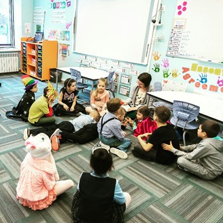 Логотип @heyteacher - Hey, teacher!