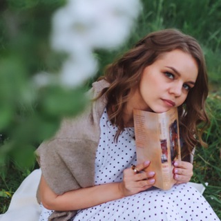 Логотип @hiro_experience - ДНЕВНИК ХИРОМАНТА | Чтение по руке | Виктория Гришкевич