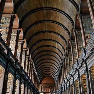 Логотип @hisgallery - Историческая галерея