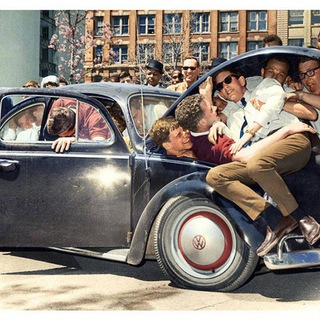 Логотип @historyinperson - WORLD BET