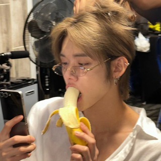 Логотип @hjkkohfg - конура мечтателя