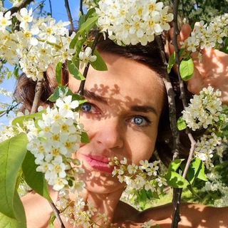 Логотип @hobby_brendmalinina - По секрету, всему свету. Рада новым🤝 и старым друзьям❤️