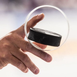 Логотип @hockeyrussiateam_tg - Шайбу видишь👀?