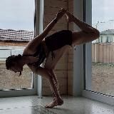 Логотип @holistic_therapytime - Алхимия тела. Хроники Женщины. Ogneva Yoga 🧘🏻‍♀️