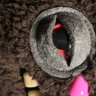 Логотип @holodnobezruktvoih - побудь со мной минутку