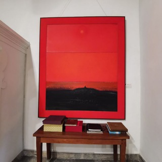 Логотип @holymeholy - ДОМОЙ НЕЛЬЗЯ ОСТАТЬСЯ