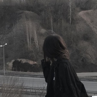 Логотип @holysshhitt - депрессивная пати