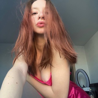 Логотип @holyyyangelll - 👼🏻HolyAngel👼🏻