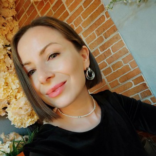 Логотип @homefolei - f ø l e 📚🪴