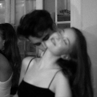 Логотип @homellsen - любовь к тебе