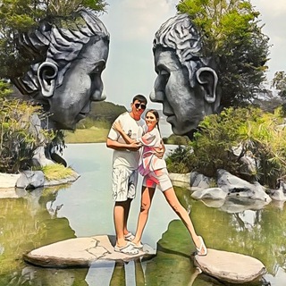 Логотип @honey_year - Медовый год