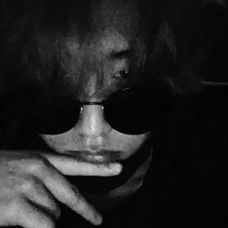 Логотип @hoshichat - я под шмалью