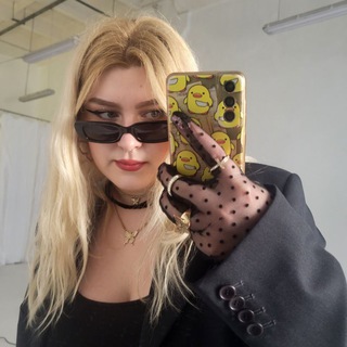 Логотип @hotduck - Ана Валери ♡ сырная тарелка