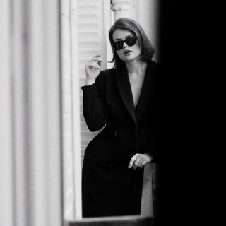 Логотип @hotelducroissant - Мысли углеводов 🥐