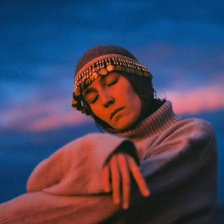 Логотип @hotkey_chat - чатик эдукрафта