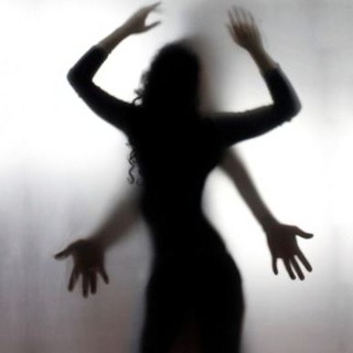 Логотип @howdoyouwant - Как ты хочешь...?