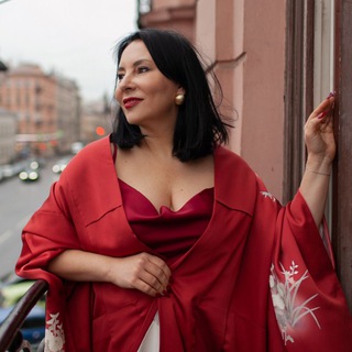 Логотип @hozyaykamednoigory - Хозяйка Медной Горы