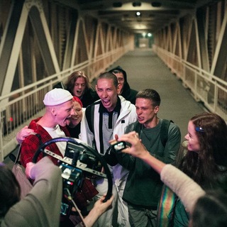 Логотип @hqhqhq0q00 - Трудные Подростки