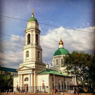 Логотип @hram_flora_lavra - Храм свв. мчч. Флора и Лавра на Зацепе