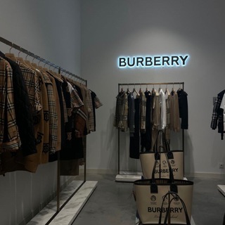 Логотип @httpsiwfxaspvea8xndi0 - Prêt à porter 👕👖🧥