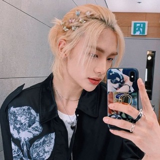 Логотип @hwang_hyunjinah - хёнджинни