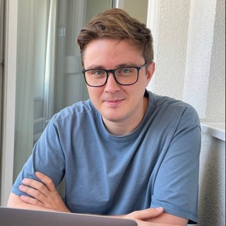 Логотип @hyzyla_blog - Євгеній Гизила