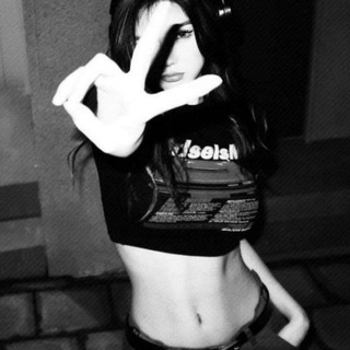 Логотип @i_love_hiss - я люблю