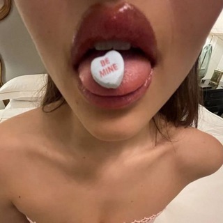 Логотип @i_waannt - я хочу