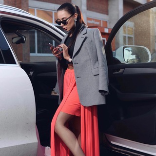 Логотип @iam_fashion - DIANA FEDOROVA | FASHION BLOG