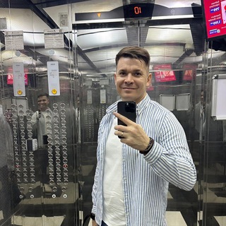 Логотип @iamalex_live - Алексей Генералов⚡️