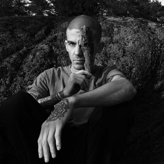 Логотип @iambequiet - bequiet