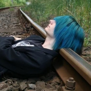 Логотип @iameballl - социальная нестабильность