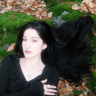 Логотип @iamfeelblue - мои ночи не кончились утром